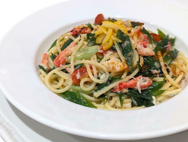 ロイヤルホスト、「冬のご馳走」フェアが開催中！　贅沢食材を使った豪華メニューと日本ワインとのペアリングも