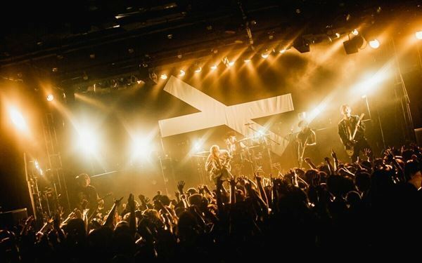 ジェットコースター的な緩急で観客を惹きつけた『coldrain “Nonnegative”ONE MAN TOUR 2022』初日ライブレポート