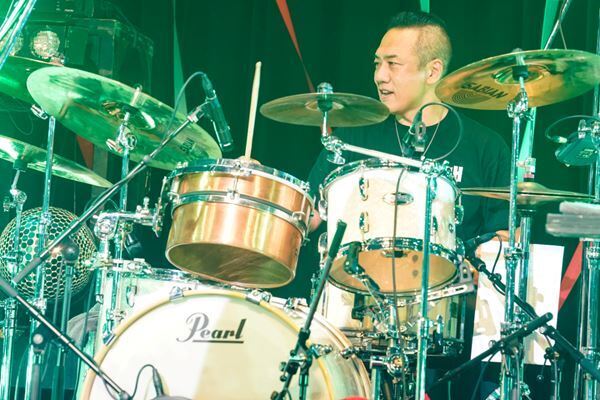 限界を無視する尋常じゃない爆裂炸裂暴走ライブを3時間超えでぶっ続けたレピッシュ ､ちなみに今年還暦だ！【ライブレポート】