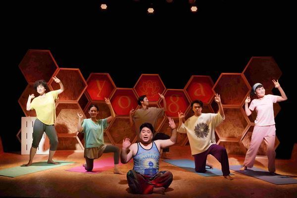 宮藤官九郎、新作コント『主婦 米田時江の免疫力がアップするコント6本』開幕に「もっと疲れない公演にしたかった」