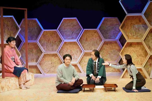 宮藤官九郎、新作コント『主婦 米田時江の免疫力がアップするコント6本』開幕に「もっと疲れない公演にしたかった」