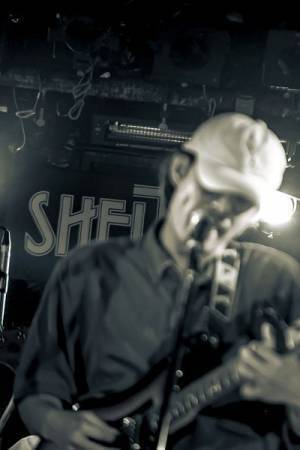 SuU×時速36km『骨-日-』 音楽性の異なる2組が自分たちの音楽をぶつけ合った、念願の初ツーマンをレポート