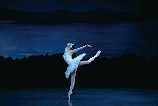 上野水香「バレエにとって役立つ存在でありたい」 特別公演「上野水香オン・ステージ」に込めた想いと今後の展望