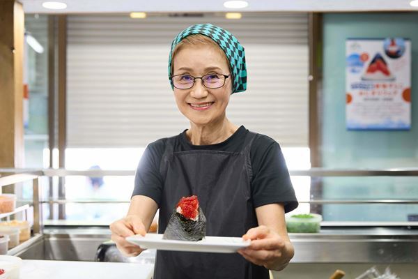 『おにぎり＆ミュージックフェス』小林幸子×おにぎり大塚ぼんごによる"ラスボスおにぎり"販売決定　ライブのタイムテーブルも発表