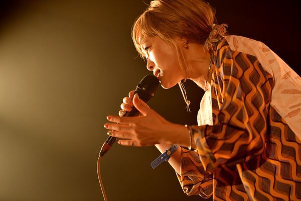 盟友とともに走り抜けた奇跡の2日間。「山人音楽祭」熱狂の最終日を最速レポート