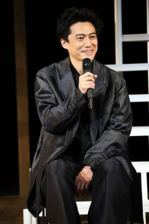 何気ない日常の会話が人生の支えになる　舞台『ラビット・ホール』上演中