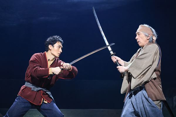 京都、福岡を経てついに開幕。 『シラの恋文』東京公演で見せる、 草彅剛の成熟