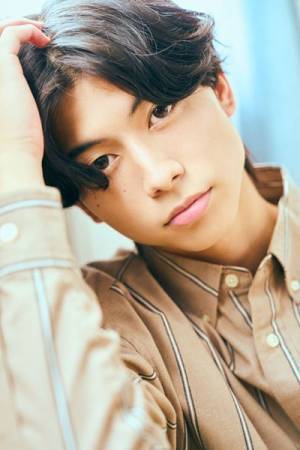 アミューズ 期待の新星、倉須洸の素顔 「人を笑顔にすることが大好きなんです」