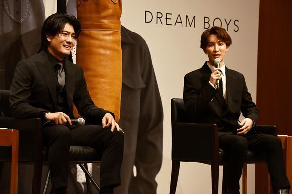 「実は一度お断りをして......」　渡辺翔太＆森本慎太郎が挑む舞台『DREAM BOYS』