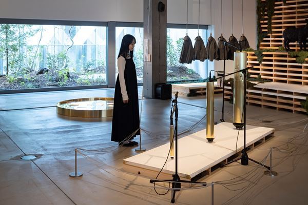 『ゴミうんち展』21_21 DESIGN SIGHTで開催中　多彩なアーティストが世界の循環についてデザインを通して考察