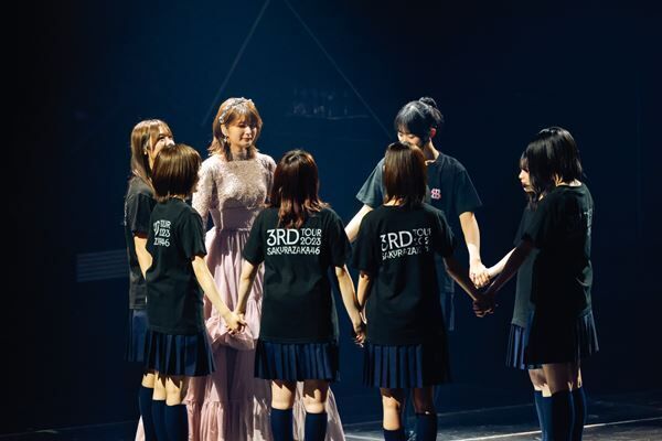 櫻坂46、二期生の関有美子卒業セレモニー開催「このグループに在籍出来たことは私の誇りです」【レポート】