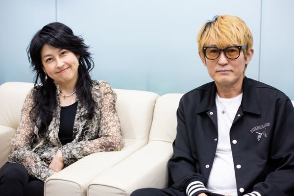 【対談：岸谷香×スガ シカオ】「こんなイカした同級生はいないよ」