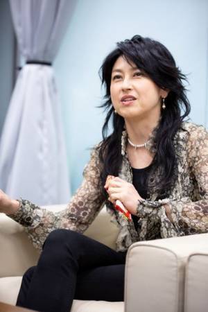 【対談：岸谷香×スガ シカオ】「こんなイカした同級生はいないよ」