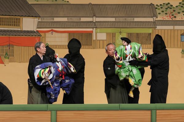 『お祭り』を披露した片岡仁左衛門、本舞台にも一礼　国立劇場・国立演芸場 閉場記念式典レポート