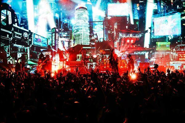 HYDE、2022年の集大成『HYDE LIVE 2022』ファイナル公演レポート「もっともっとクレイジーなライヴをやりたい」