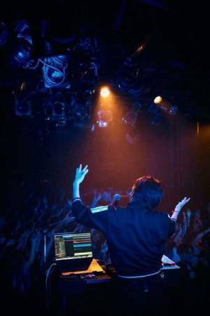 【ライブレポート】Dannie May、結成日に5周年アニバーサリーライブ開催「5年前からここまでみんながつなげてくれた」