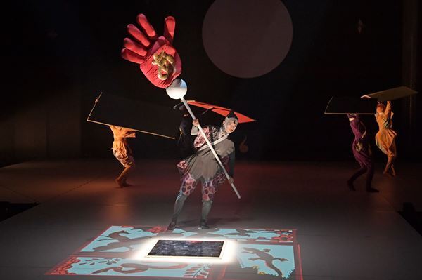 躍動する忍者と、その奥の影の先──。森山開次、美木マサオがのぞむダンス作品『新版・NINJA』再演