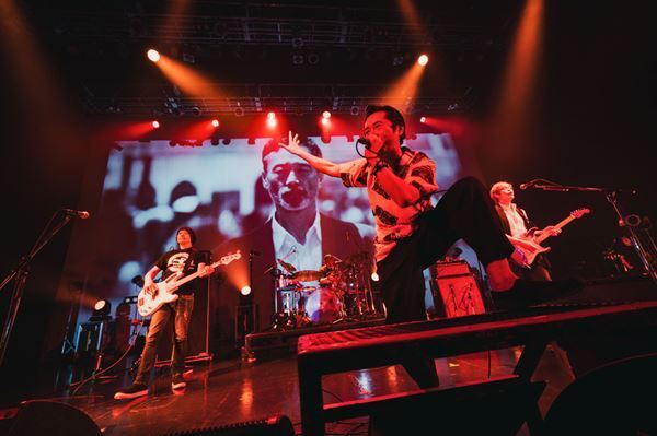 スカパラ×怒髪天×MAZRI「戦うように楽しんでくれよ！」『MAZRI no MATSURI -The Joint-』ライブレポート