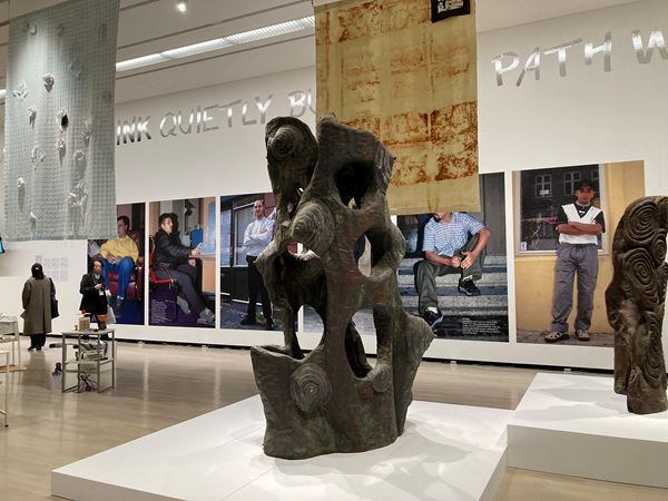 「第8回横浜トリエンナーレ」展示の模様をレポート　アーティストの多様な視点から、生きづらい現代を生き抜く方法を探る