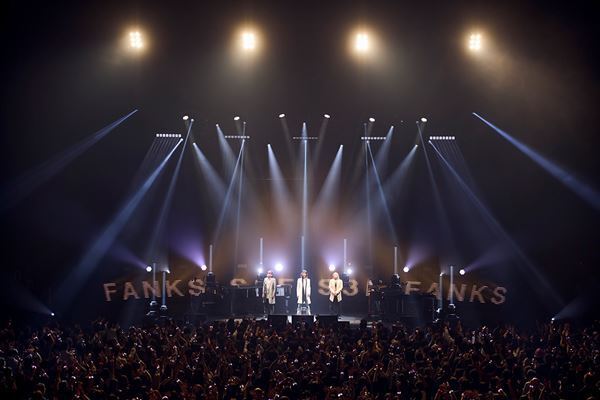 TM NETWORK、全国ホールツアー『STAND 3 FINAL』オフィシャルレポートが到着