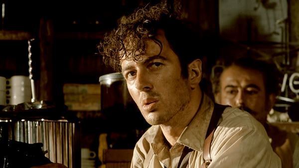 タランティーノに影響を与えた『ストレート・トゥ・ヘル：リターンズ』日本公開決定　ポスター＆予告編公開