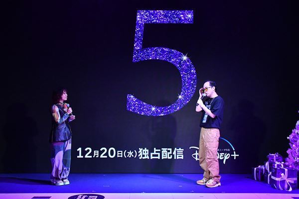 BTSの魅力をトレエン斎藤＆RIEHATAが語る『BTS Monuments: Beyond The Star』配信記念トークショー開催