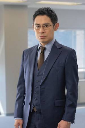 向井理主演ドラマ『ダブルチート』内田理央、伊藤淳史らレギュラーキャスト発表