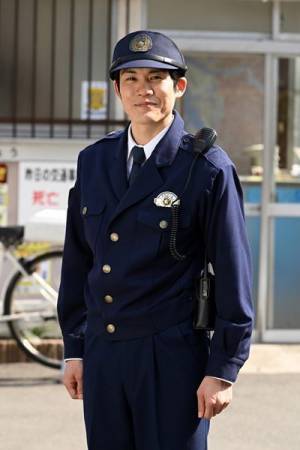 向井理主演ドラマ『ダブルチート』内田理央、伊藤淳史らレギュラーキャスト発表