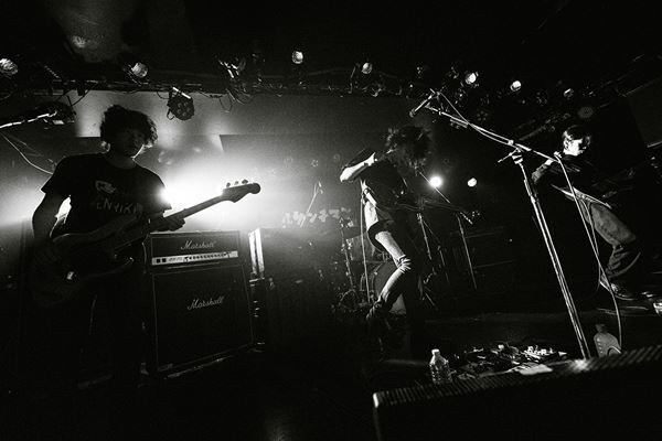 【ライブレポート】ルサンチマン　同世代の崎山蒼志と個性をぶつけ合った自主企画ツーマンライブ