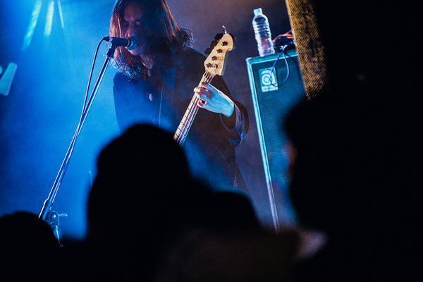 【ライブレポート】ルサンチマン　同世代の崎山蒼志と個性をぶつけ合った自主企画ツーマンライブ