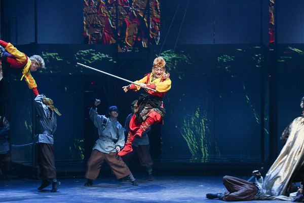 片岡愛之助、小池徹平、戸次重幸、加藤和樹、村井良大ら出演の令和版『西遊記』が開幕