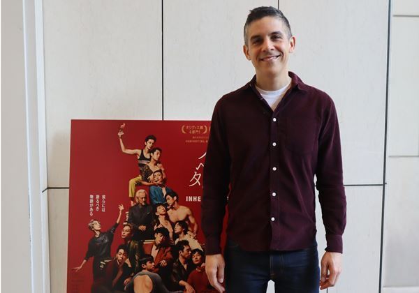 舞台『インヘリタンス-継承-』作者マシュー・ロペス、日本版を絶賛「私が考えたこともなかった赦しの形が表現されている」