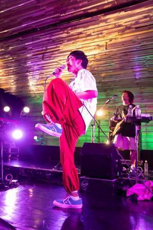 渋谷すばる、赤犬との対バンライブで“第二章”終了を宣言【オフィシャルレポート】