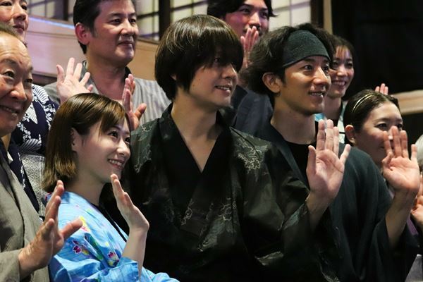 4年ぶりの再演『天保十二年のシェイクスピア』　熱い思いの溢れる公開稽古&囲み会見レポート