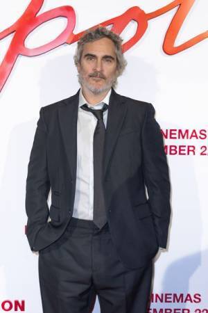 ホアキン・フェニックスらがパリに凱旋！『ナポレオン』ワールドプレミア開催