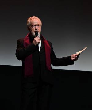ホアキン・フェニックスらがパリに凱旋！『ナポレオン』ワールドプレミア開催