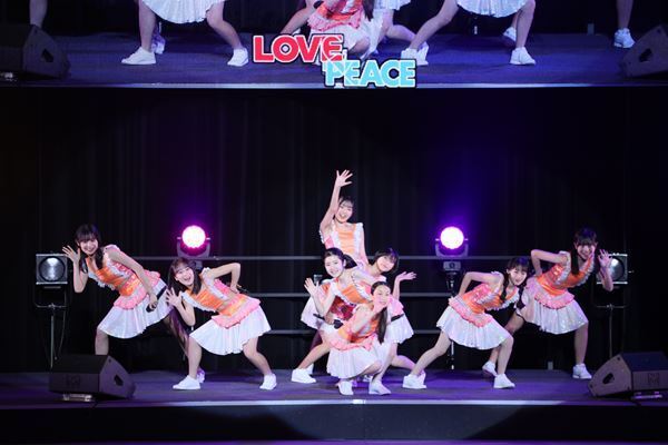 ハロプロメンバー総出演の新春コンサートツアー開幕　各グループが今年の目標を書き初めで発表