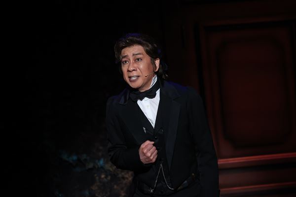 人と悪魔が奏でる極上の輪舞曲。“音楽の悪魔”中川晃教が魅惑するミュージカル『CROSS ROAD』