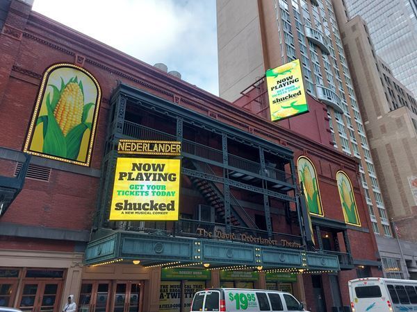 【コラム】ワッツ・オン・ブロードウェイ？～B’wayミュージカル非公式ガイド＜2024年冬号＞