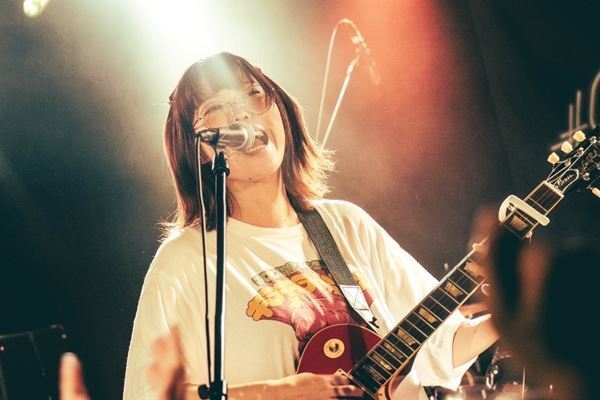 吸空サイダー×シベリアンハスキー×毎晩揺れてスカート『Grasshopper vol.27』レポート「こんな楽しい月曜日は初めてかもしれない」