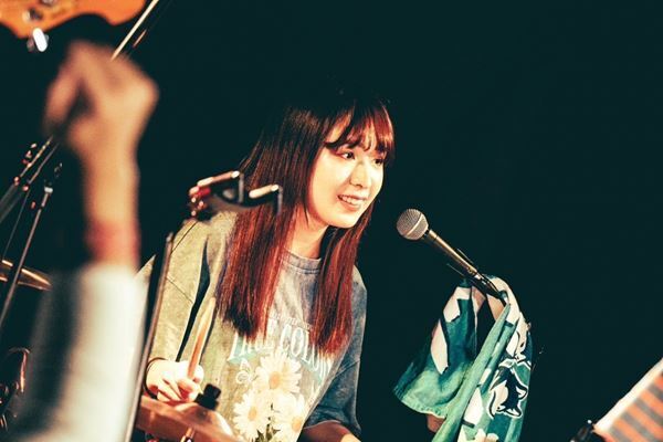 吸空サイダー×シベリアンハスキー×毎晩揺れてスカート『Grasshopper vol.27』レポート「こんな楽しい月曜日は初めてかもしれない」