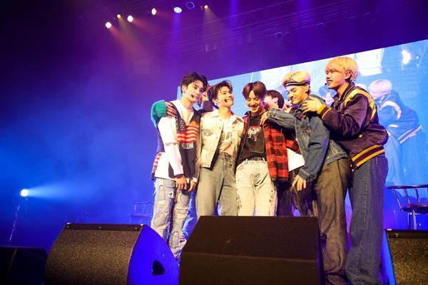 【ライブレポート】n.SSign正式デビュー前の単独Zeppツアー『n.SSign 1st Zepp Tour “net of Star Sign”』ファイナル公演