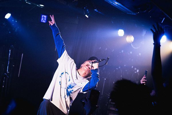 NEWLY×Cwondo×aryy　“ライブシーン×クラブシーン”をコンセプトにした『Grasshopper WEST vol.3』ライブレポート