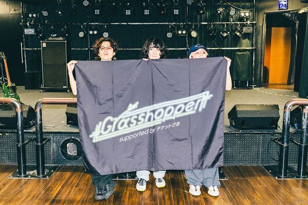 NEWLY×Cwondo×aryy　“ライブシーン×クラブシーン”をコンセプトにした『Grasshopper WEST vol.3』ライブレポート