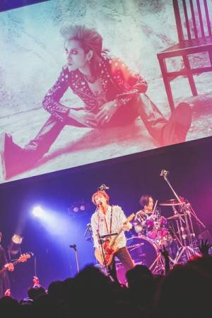 hide⽣誕60周年！ 川崎CLUB CITTA'が⾚く染まった『hide 60th Birthday』【オフィシャルレポート】