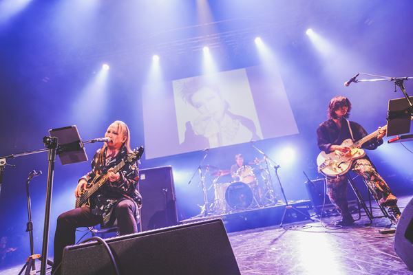 hide⽣誕60周年！ 川崎CLUB CITTA'が⾚く染まった『hide 60th Birthday』【オフィシャルレポート】