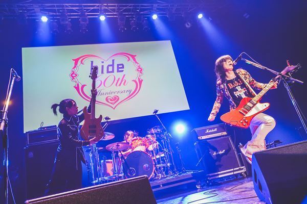 hide⽣誕60周年！ 川崎CLUB CITTA'が⾚く染まった『hide 60th Birthday』【オフィシャルレポート】