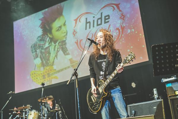 hide⽣誕60周年！ 川崎CLUB CITTA'が⾚く染まった『hide 60th Birthday』【オフィシャルレポート】