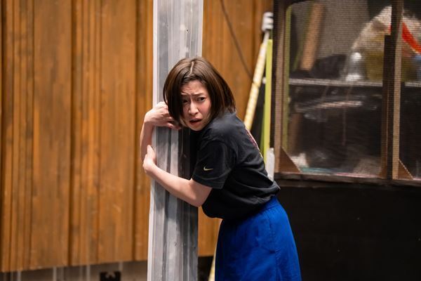 興奮を誘う一大冒険活劇！ 5人のキャストが躍動する『メディア/イアソン』稽古から見えてきた新たなギリシャ悲劇