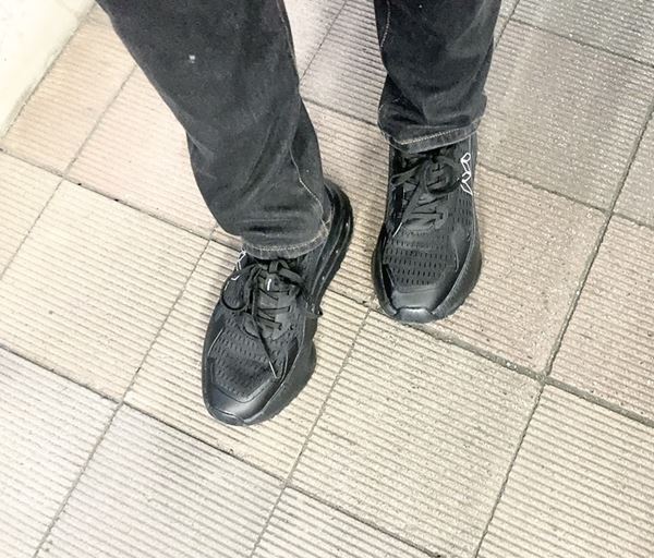 「ワークマン」のランニングシューズ「マンダムフライギアドライランチャー」レポート。蒸れない上に身長も盛れる！　